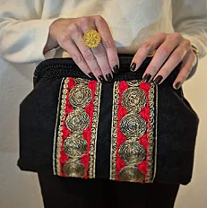 Etno elegancija u modernom ruhu — minijatura 1