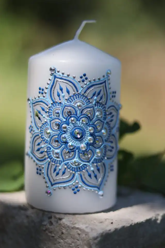 Safirna mandala svijeca