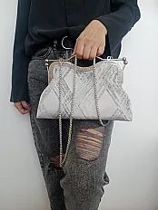 Siva rucno radjena torba | Handmade | Metalni okvir — thumbnail 6
